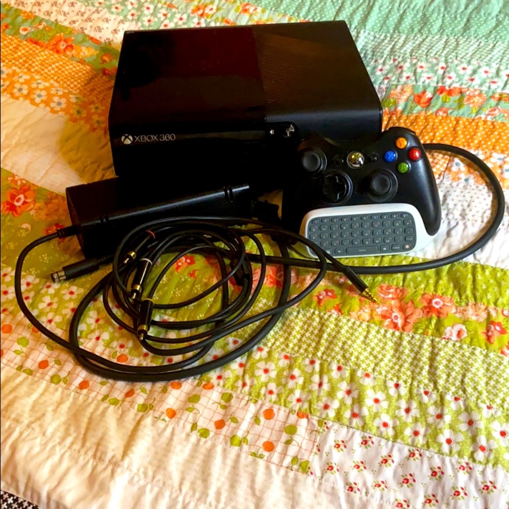 XBOX 360 E